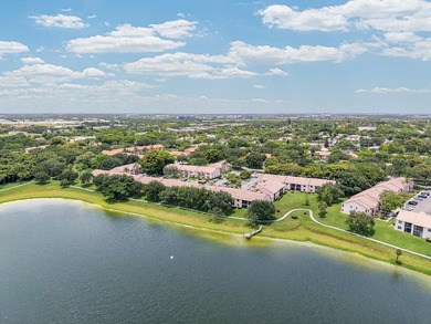 Location is everything! This 3-bedroom, 2-bath condo in Windwood - photo 44