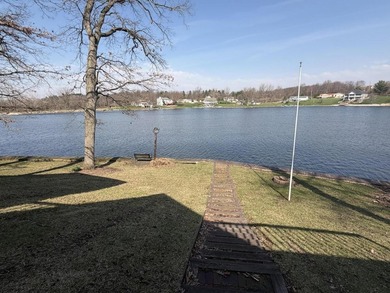 Lake LaTonka living at its finest! Nestled on a quiet cul-de-sac - photo 48