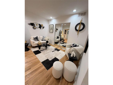 Rarely available, top-floor corner residence at coveted - photo 13