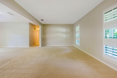 Come see this 2,175 sq ft home with a pool in Fort Walton Beach! - photo 15