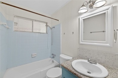 Charming and conveniently located, this 2-bedroom, 1.5-bathroom - photo 16