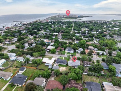 Charming and conveniently located, this 2-bedroom, 1.5-bathroom - photo 20