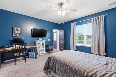 Discover your perfect oasis in this well-maintained 3-bedroom - photo 23