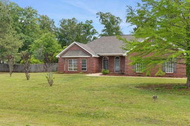 Conveniently located right off S. Montgomery Street in Grand - photo 3