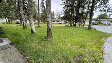 $25K Price Reduction on this beautifully updated 3-bedroom - photo 24