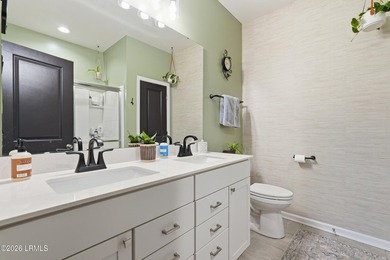 Discover your perfect oasis in this well-maintained 3-bedroom - photo 24
