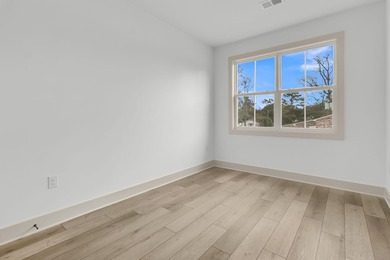 Up to $7,500 toward closing with lender and seller incentives! - photo 24