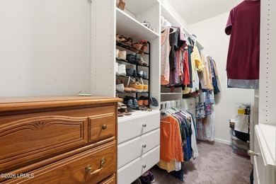 Discover your perfect oasis in this well-maintained 3-bedroom - photo 26