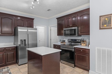 Conveniently located right off S. Montgomery Street in Grand - photo 7