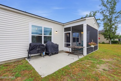 Discover your perfect oasis in this well-maintained 3-bedroom - photo 32