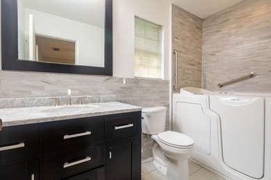 Come see this 2,175 sq ft home with a pool in Fort Walton Beach! - photo 32