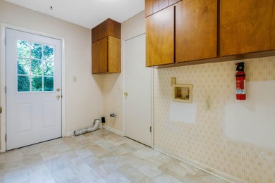 Come see this 2,175 sq ft home with a pool in Fort Walton Beach! - photo 34