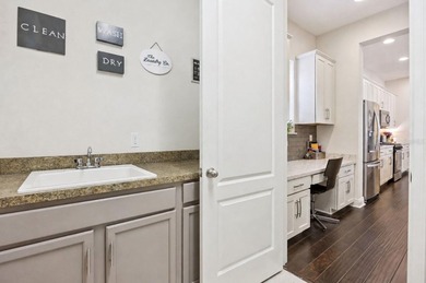 OAKLAND PARK---a PARADE of HOMES winning community! Nestled - photo 34