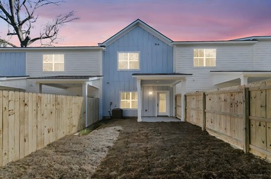 Up to $7,500 toward closing with lender and seller incentives! - photo 39