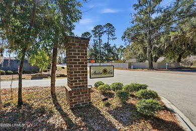 Discover your perfect oasis in this well-maintained 3-bedroom - photo 40