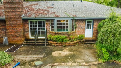 Come see this 2,175 sq ft home with a pool in Fort Walton Beach! - photo 43