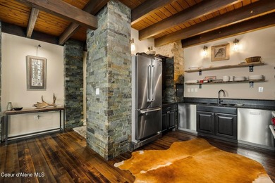 This premier, true ski-in/ski-out residence in the heart of the - photo 9
