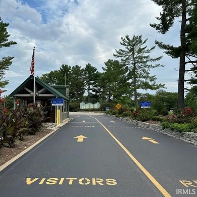 Enjoy easy one-level living and resort-style amenities at 9124 S - photo 18