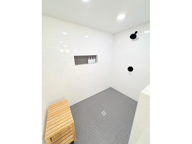 YOU FOUND IT !! This is an Amazing Investment Property or Just - photo 33