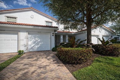 (private lake, pond, coastal) Townhome/Townhouse For Sale in Boca Raton Florida
