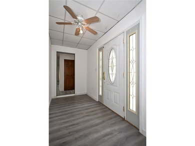 Enjoy peaceful river views from this move-in ready two-story - photo 6