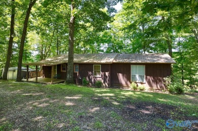 (private lake, pond, creek) Home For Sale in Rogersville Alabama