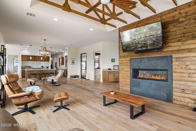 A modern masterpiece in the heart of Payson, this custom-built - photo 9