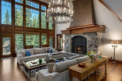 Spectacular, European ski chalet with a truly grand entry into - photo 4