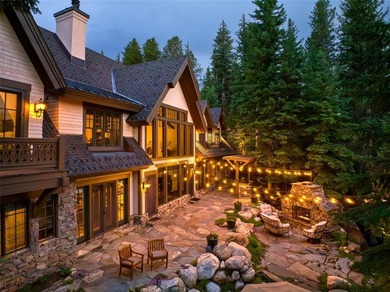 Spectacular, European ski chalet with a truly grand entry into - photo 10
