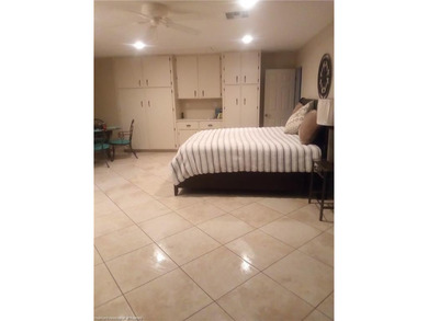 Stunning 5BR 3.5BA Pool home located on the Premier Golf Course - photo 27