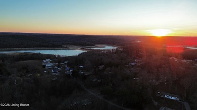 Welcome to lake life at its best on beautiful Nolin Lake! This - photo 34