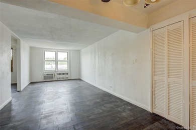 Welcome to The Sea Isle Co-Op located at 3901 Nostrand Avenue, a - photo 4