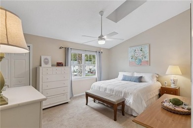 Welcome to easy coastal living in this beautifully maintained - photo 5