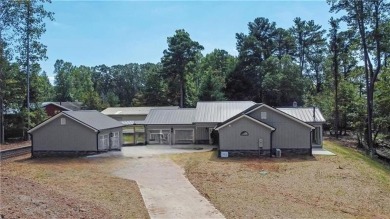 Lake Lanier Home For Sale in Gainesville Georgia