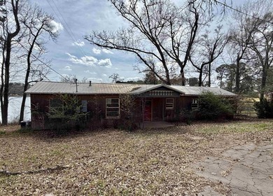 Glass Club Lake Home For Sale in Omaha Texas