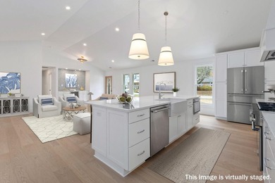 Located in the highly desirable The Groves neighborhood of Mount - photo 15