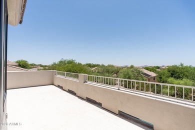 Beautifully updated 4-bedroom + loft, 3-bath residence offering - photo 17