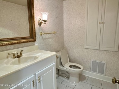 Easy living with the convenience of your own private elevator! - photo 17