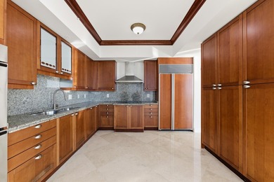 Exceptional two-bedroom, two-and-one-half-bath corner residence - photo 20