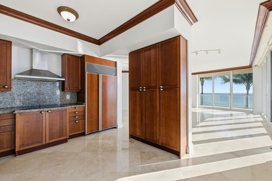 Exceptional two-bedroom, two-and-one-half-bath corner residence - photo 21