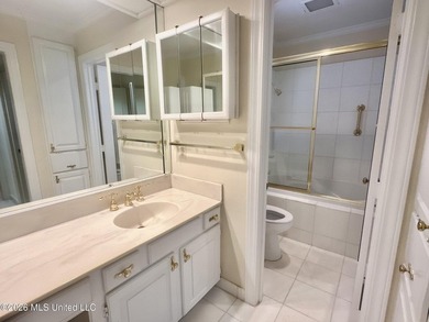 Easy living with the convenience of your own private elevator! - photo 24