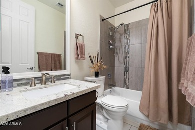 Beautifully updated 4-bedroom + loft, 3-bath residence offering - photo 27