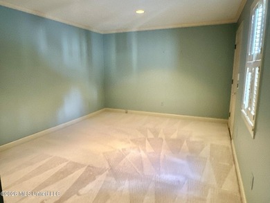 Easy living with the convenience of your own private elevator! - photo 28
