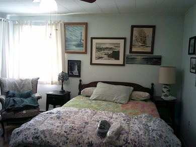 This beauty of a house is going to be a steal for whoever wants - photo 28