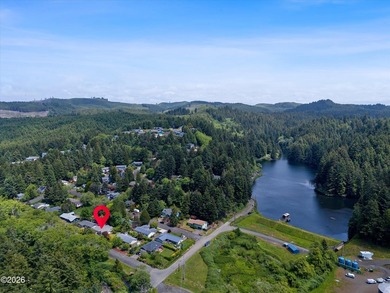 This lovely one-level home is located near Newport's Big Creek - photo 3