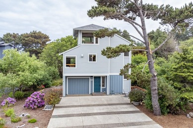 Enjoy carefree living in this ocean view coastal retreat. This - photo 3