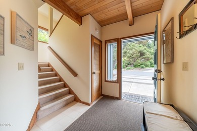 Enjoy carefree living in this ocean view coastal retreat. This - photo 8