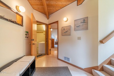 Enjoy carefree living in this ocean view coastal retreat. This - photo 9