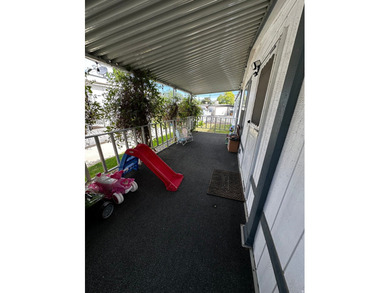Don't miss this beautifully updated 3-bedroom, 2-bathroom mobile - photo 4
