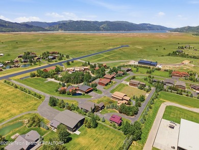 Set in one of the country's finest fly-in communities, this - photo 1